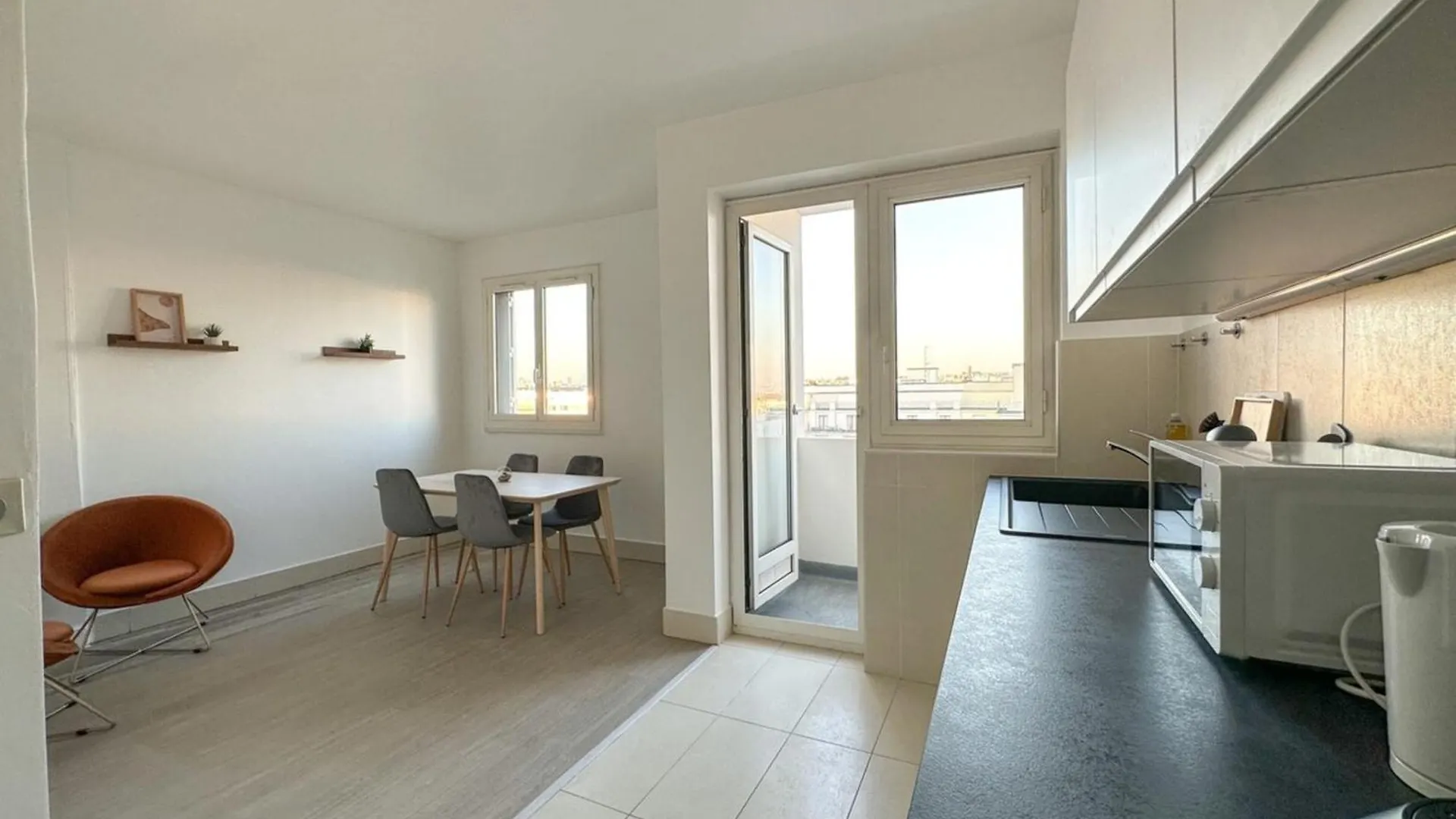 Flexliving - Whole Apartment - Remusat Paris 0*,  Fransa